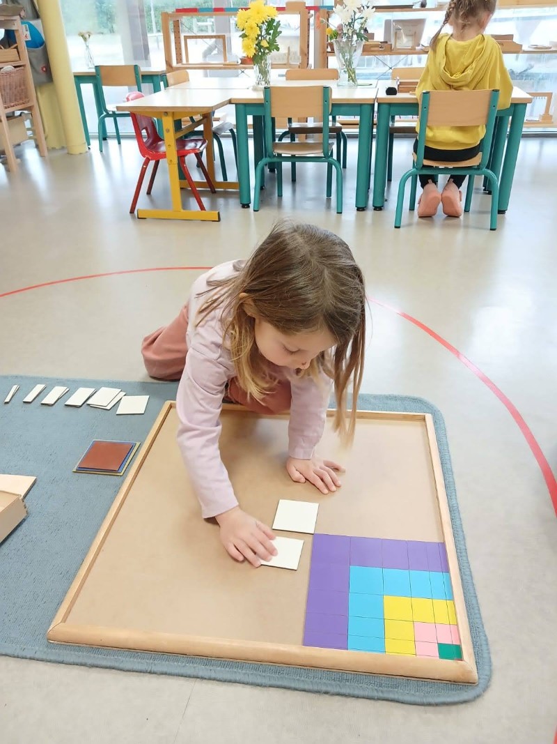 carrousel page Montessori 1  